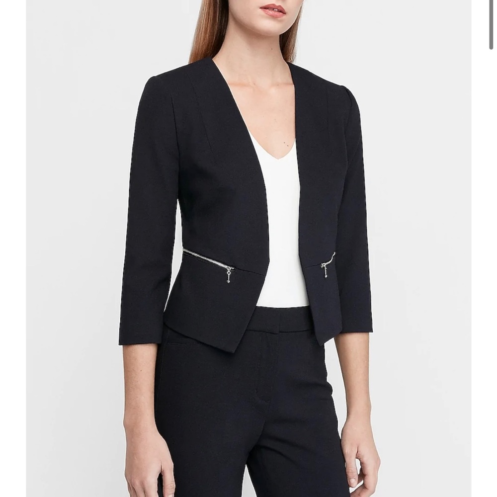 Express size 6 Cutaway Blazer